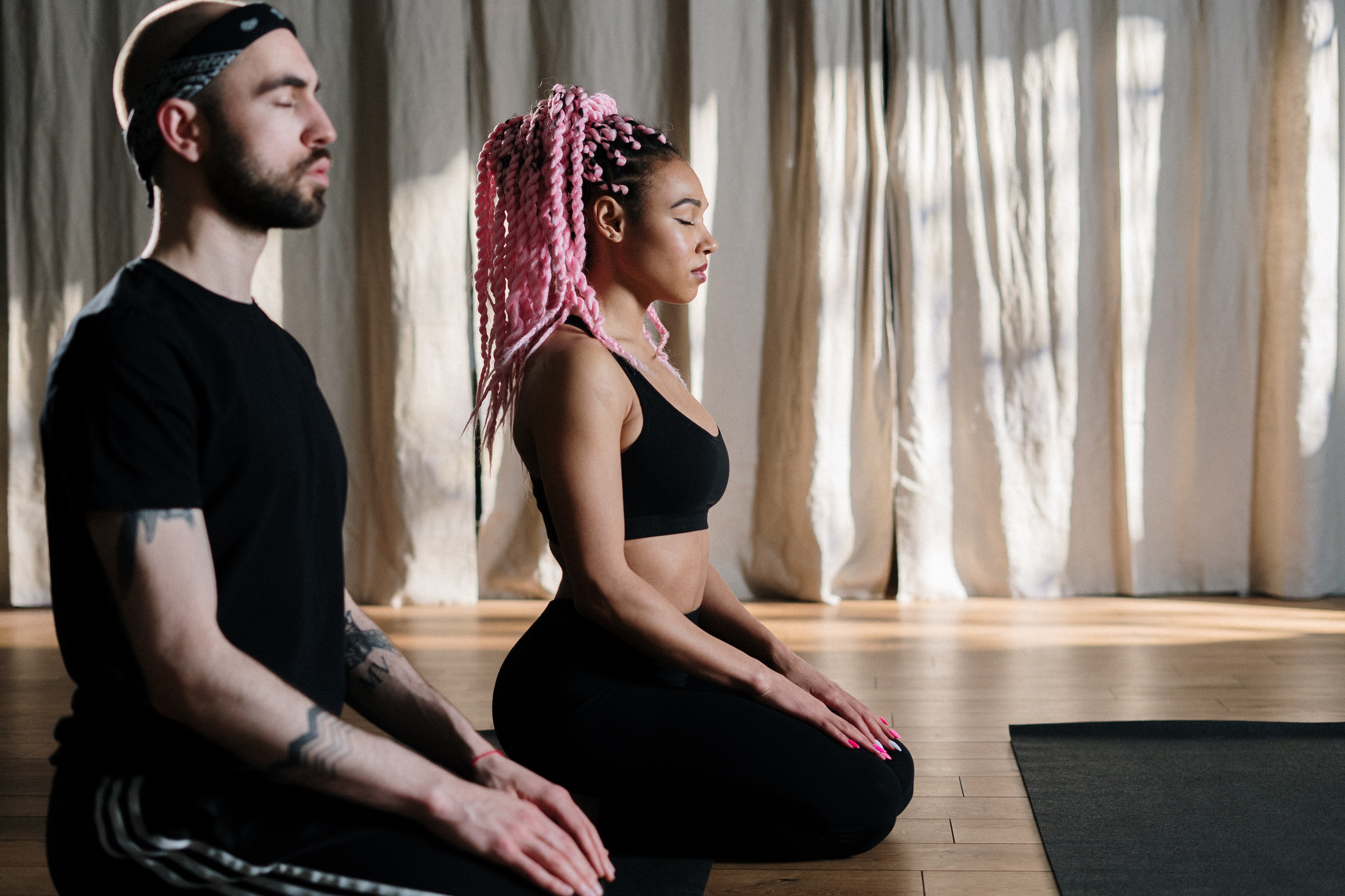 Медитация: как успокаиваться и бороться с негативными мыслями